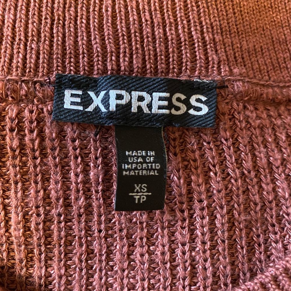 Express Sweater - Picture 4 of 5